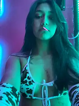 Nahomy cute1 online show from 10-31-25, 11:44