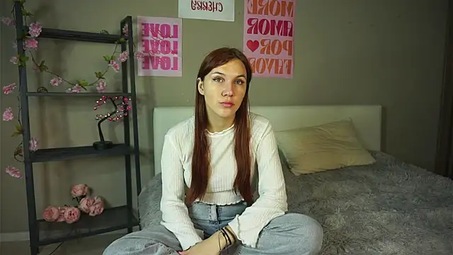 DanetteGutta online show from 10-18-25, 06:43