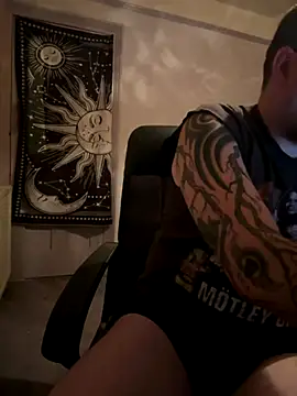 Otis Firefly online show from 10-17-25, 06:32