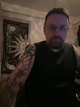 Otis Firefly online show from 10-16-25, 05:43