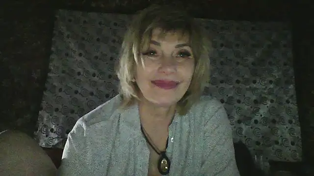 Snapshot of Lia_Ray chatting on 02-15-26, 08:19 Lia Ray online show from 02-15-26, 08:19