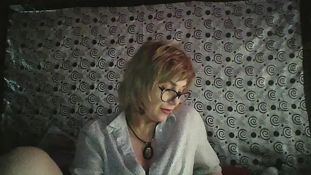 Snapshot of Lia_Ray chatting on 11-06-25, 08:35 Lia Ray online show from 11-06-25, 08:35