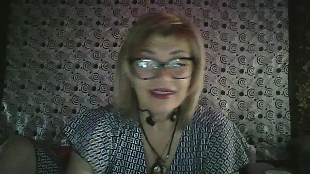 Snapshot of Lia_Ray chatting on 11-20-25, 07:03 Lia Ray online show from 11-20-25, 07:03