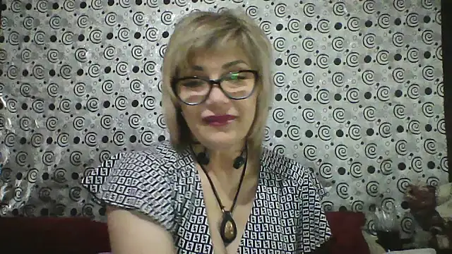 Snapshot of Lia_Ray chatting on 10-25-25, 07:03 Lia Ray online show from 10-25-25, 07:03