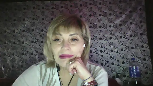 Snapshot of Lia_Ray chatting on 11-17-25, 09:19 Lia Ray online show from 11-17-25, 09:19