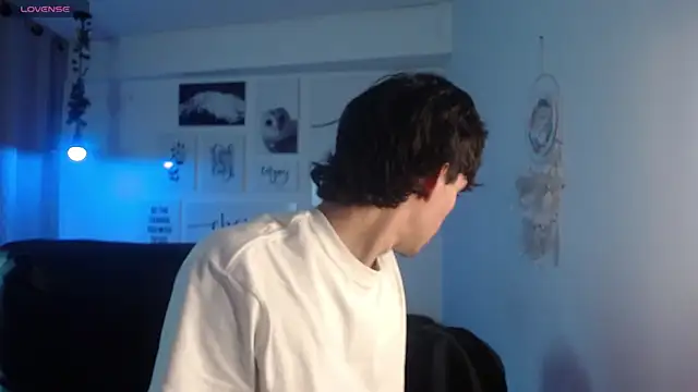 AmethystShadow17 online show from 02-11-26, 07:47