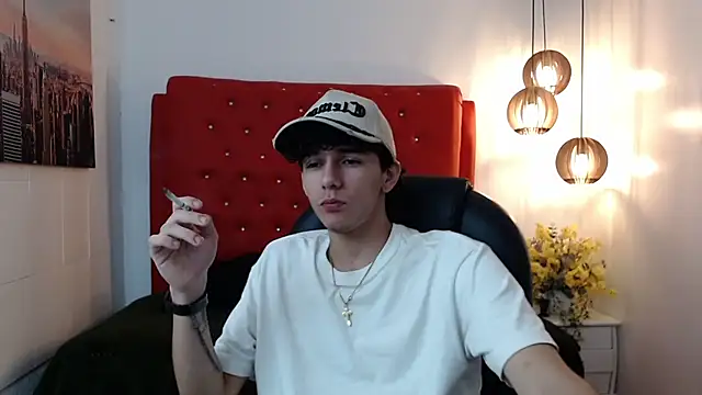 AmethystShadow17 online show from 02-25-26, 03:40