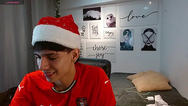 AmethystShadow17 online show from 12-05-25, 05:00