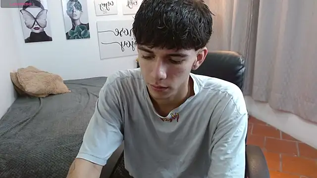 AmethystShadow17 online show from 10-25-25, 01:01