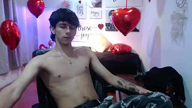 AmethystShadow17 online show from 02-16-26, 08:18