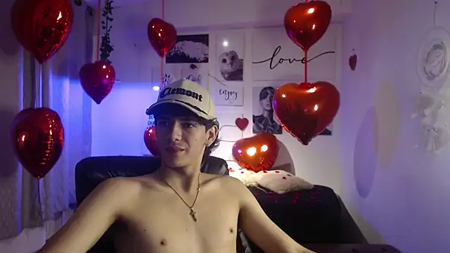 AmethystShadow17 online show from 02-14-26, 07:47