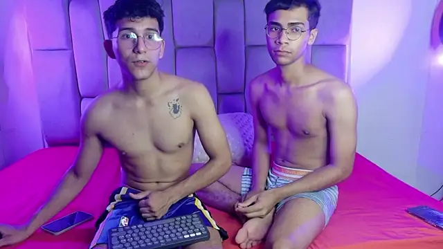 Desire4Duo online show from 02-10-26, 10:47