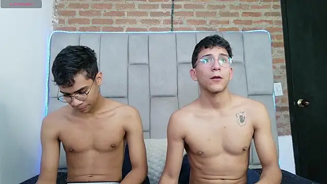 Desire4Duo online show from 01-06-26, 01:04