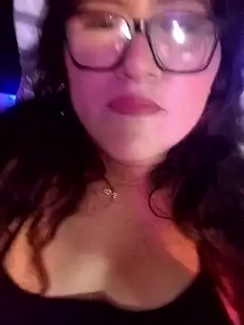 Snapshot of sol093 chatting on 01-10-26, 10:05 sol093 online show from 01-10-26, 10:05