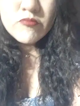 Snapshot of sol093 chatting on 10-14-25, 12:11 sol093 online show from 10-14-25, 12:11