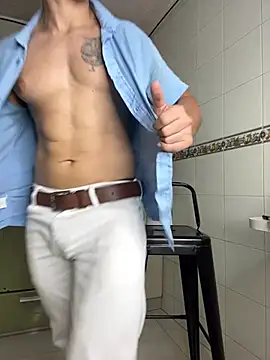 Justin valverde online show from 06-25-26, 08:36