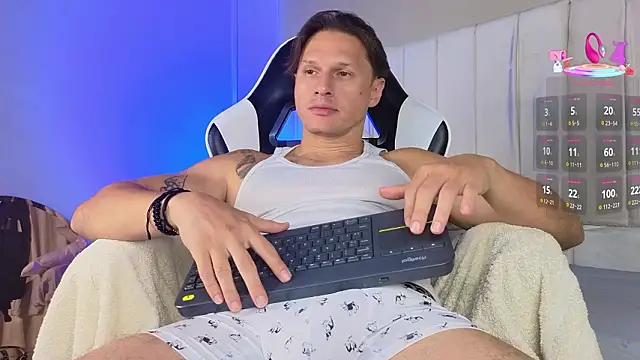 Justin valverde online show from 03-07-26, 03:02