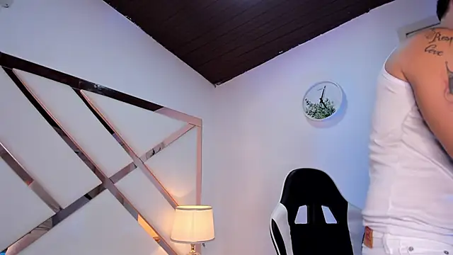 Justin valverde online show from 03-19-26, 02:33