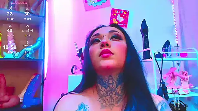 Elisce cloudd online show from 06-12-26, 01:58