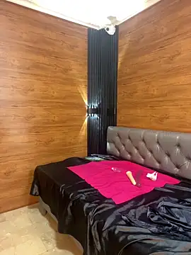 Yvonny27 online show from 02-26-26, 01:11