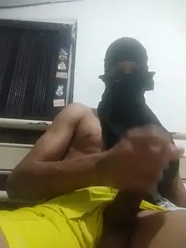 Snapshot of JR777xxx chatting on 02-11-26, 06:02 JR777xxx online show from 02-11-26, 06:02