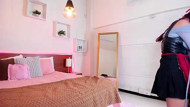 Cat  Moon   online show from 10-31-25, 08:05