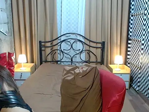 astraea xxx online show from 11-06-25, 10:52