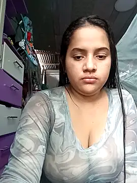 Snapshot of solhermosa chatting on 10-15-25, 08:39 solhermosa online show from 10-15-25, 08:39