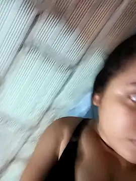 Snapshot of solhermosa chatting on 10-19-25, 03:09 solhermosa online show from 10-19-25, 03:09