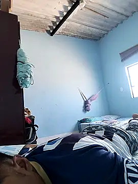 Snapshot of RennySem chatting on 10-14-25, 08:09 RennySem online show from 10-14-25, 08:09