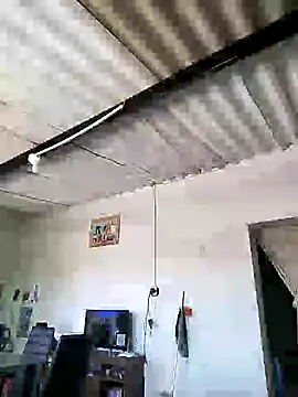 Snapshot of RennySem chatting on 11-14-25, 04:54 RennySem online show from 11-14-25, 04:54