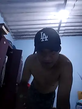 Snapshot of RennySem chatting on 10-14-25, 12:00 RennySem online show from 10-14-25, 12:00