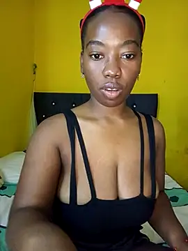 emmyblac online show from 10-21-25, 05:23