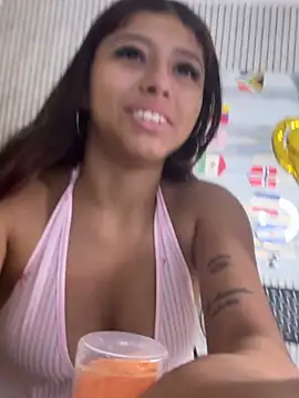 Snapshot of dafne17_ chatting on 06-21-26, 09:26 dafne17 online show from 06-21-26, 09:26