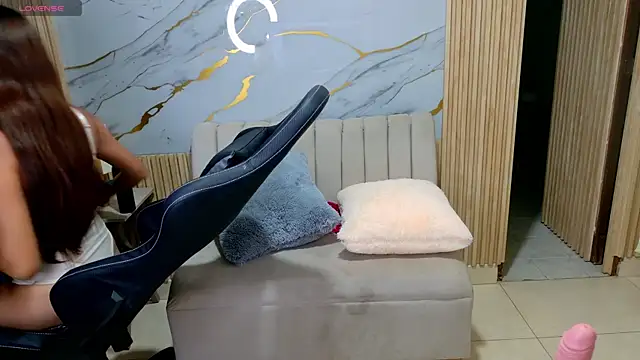 dafne17  online show from 01-14-26, 03:10