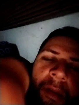 Snapshot of Eduar0015 chatting on 10-15-25, 11:24 Eduar0015 online show from 10-15-25, 11:24