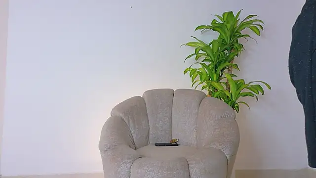Snapshot of Axel_Cody_ chatting on 05-27-26, 01:29 Axel Cody online show from 05-27-26, 01:29