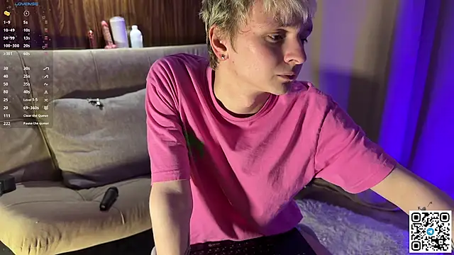 Snapshot of Logan_mett chatting on 05-16-26, 06:51 Logan mett online show from 05-16-26, 06:51