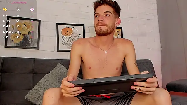 MATEO HUNTER online show from 11-25-25, 04:57