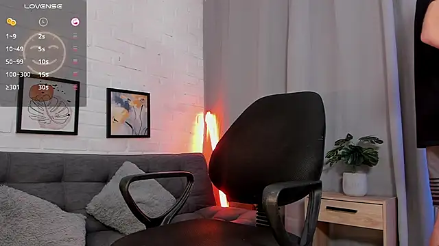 MATEO HUNTER online show from 11-10-25, 03:33