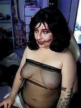 Snapshot of 111lucygrim111 chatting on 10-31-25, 08:05 111lucygrim111 online show from 10-31-25, 08:05