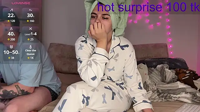 live sexy online show from 04-15-26, 07:47