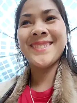 Lyssa-a online show from 11-18-25, 08:28