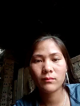 Snapshot of Lyssa-a chatting on 04-23-26, 06:42 Lyssa-a online show from 04-23-26, 06:42