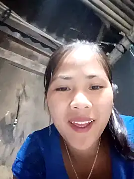 Lyssa-a online show from 11-12-25, 02:04