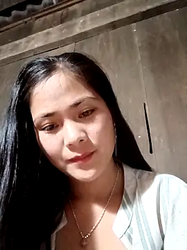 Lyssa-a online show from 12-21-25, 02:41