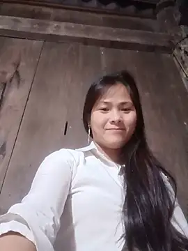 Snapshot of Lyssa-a chatting on 05-12-26, 04:24 Lyssa-a online show from 05-12-26, 04:24