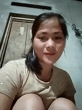 Snapshot of Lyssa-a chatting on 04-19-26, 10:23 Lyssa-a online show from 04-19-26, 10:23