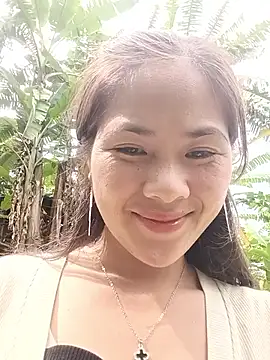 Lyssa-a online show from 10-23-25, 04:44