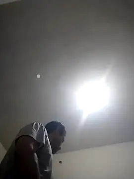 Snapshot of checheludo23 chatting on 02-23-26, 04:25 checheludo23 online show from 02-23-26, 04:25